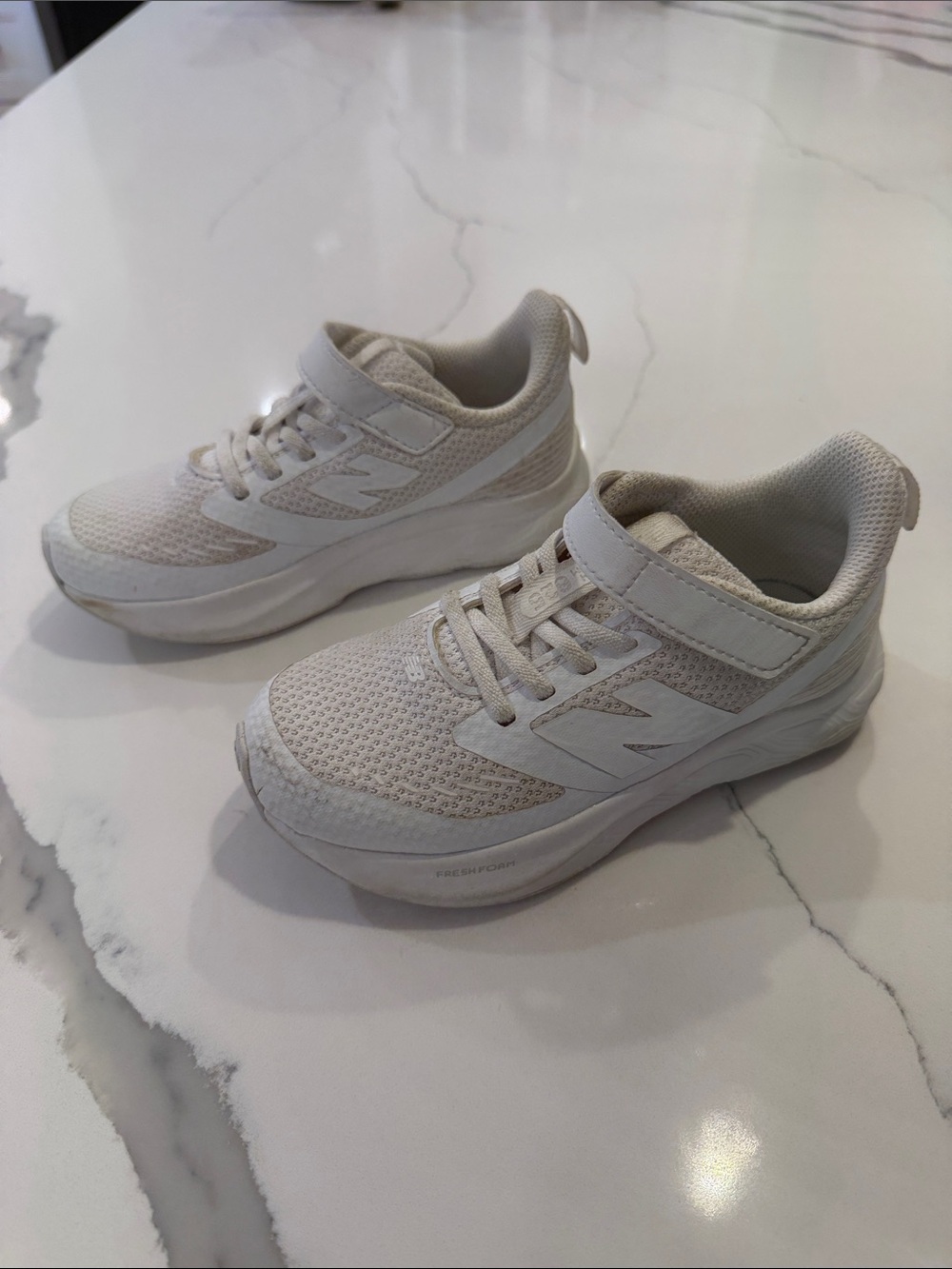 New Balance 625 Hook & Loop Little Kids Size 12